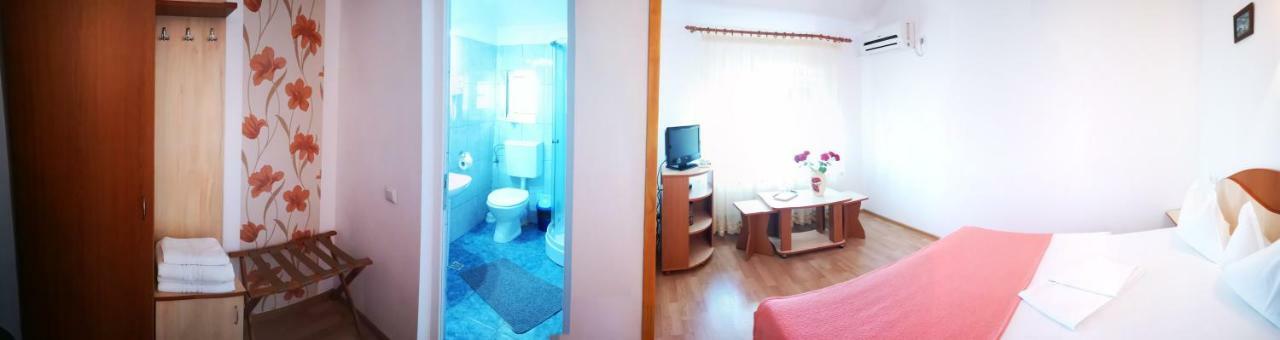 Отель Casa Nelu Pescaru Махмудия Экстерьер фото
